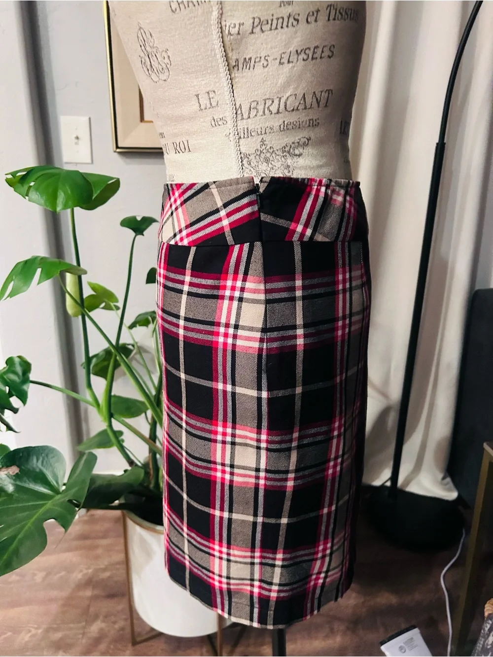 vintage stretch knit plaid pencil skirt by the brand Hanna Andersson